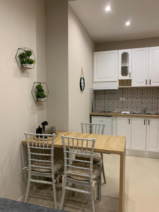 Girasole Apartments Vlore Ngoại thất bức ảnh