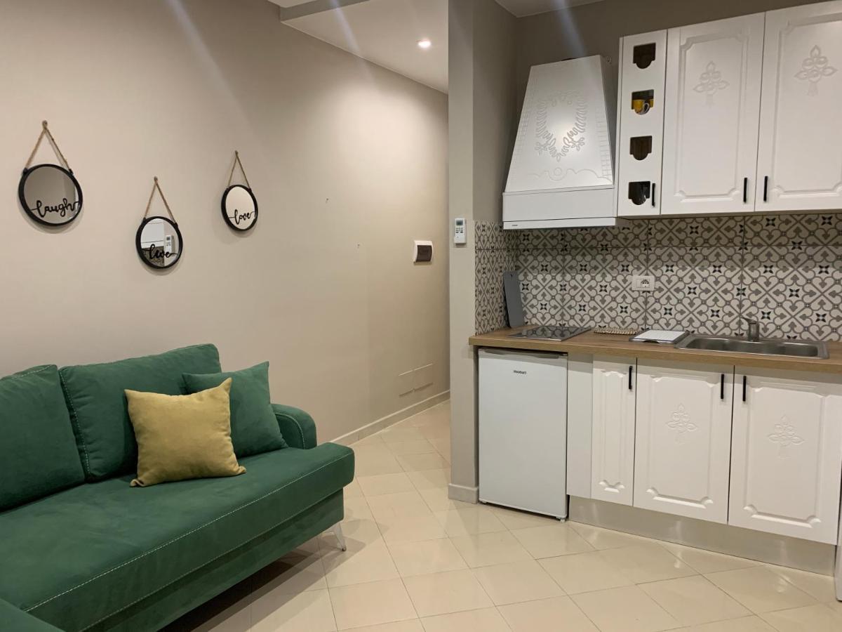Girasole Apartments Vlore Ngoại thất bức ảnh