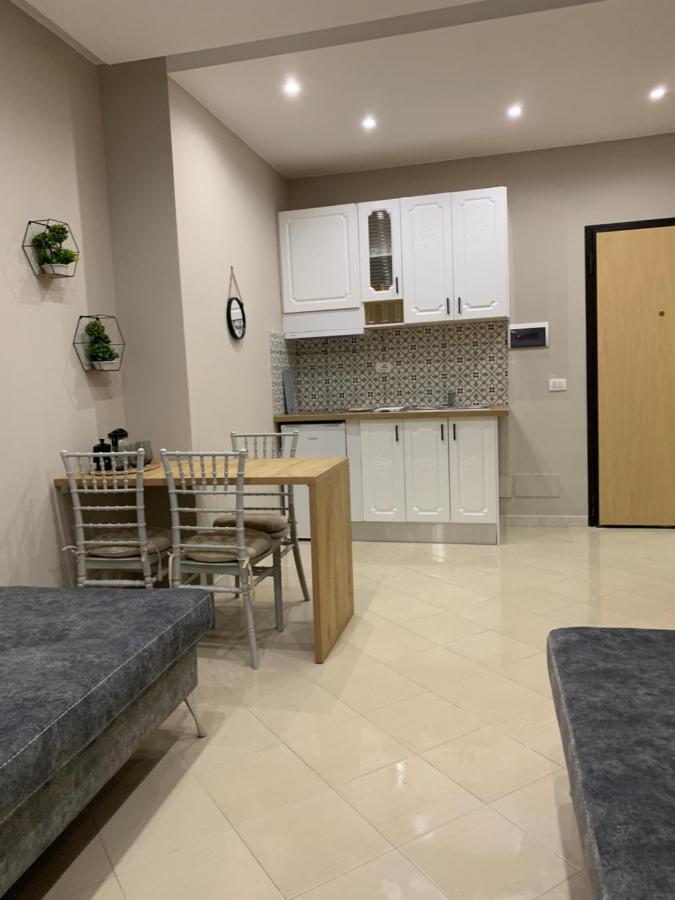 Girasole Apartments Vlore Ngoại thất bức ảnh